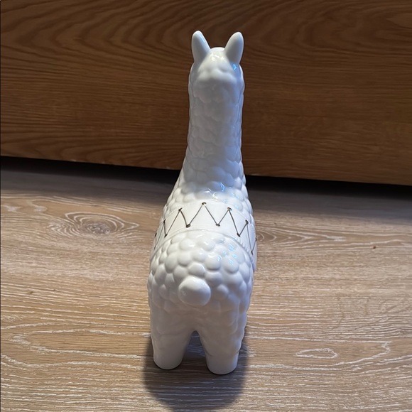 White Ceramic Llama Sculpture - Picture 4 of 5